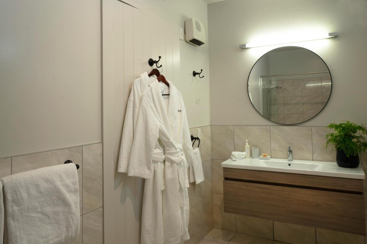 Pohara Ratanui Lodge מראה חיצוני תמונה